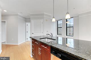 444 W BROAD STREET 229