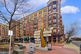 444 W BROAD STREET 229