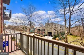 444 W BROAD STREET 229