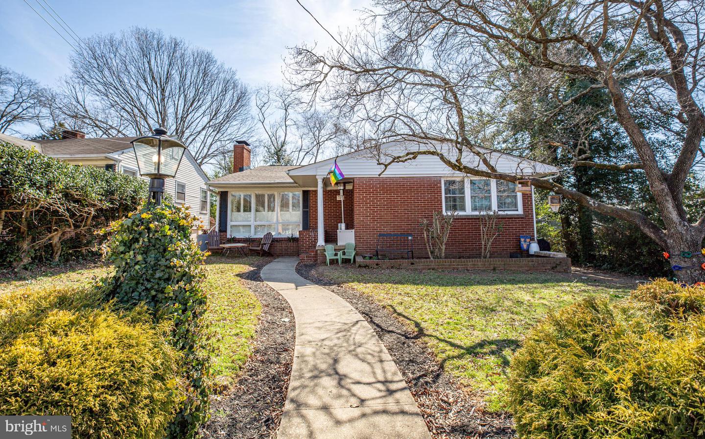 1420 Brent STREET