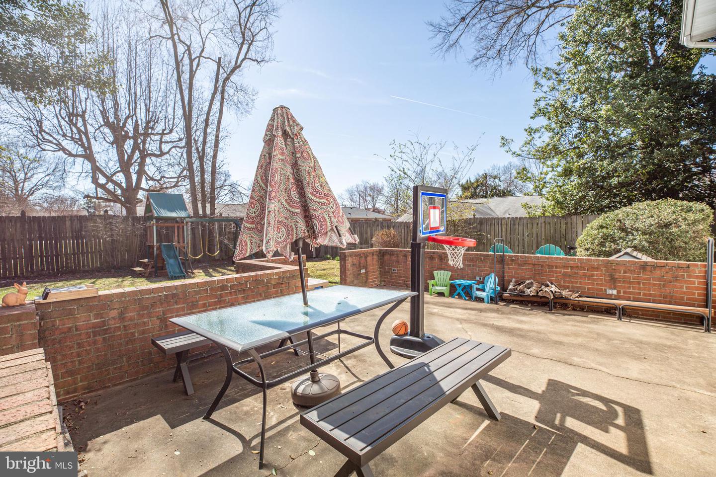 1420 Brent STREET