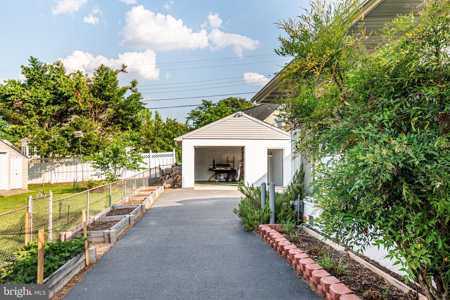 364 Riverside DRIVE
