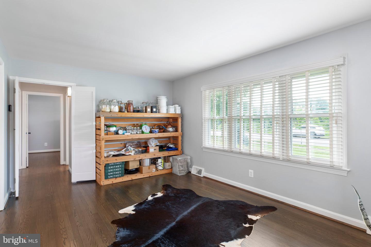 364 Riverside DRIVE