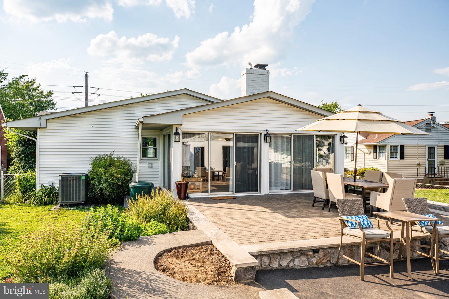 364 Riverside DRIVE