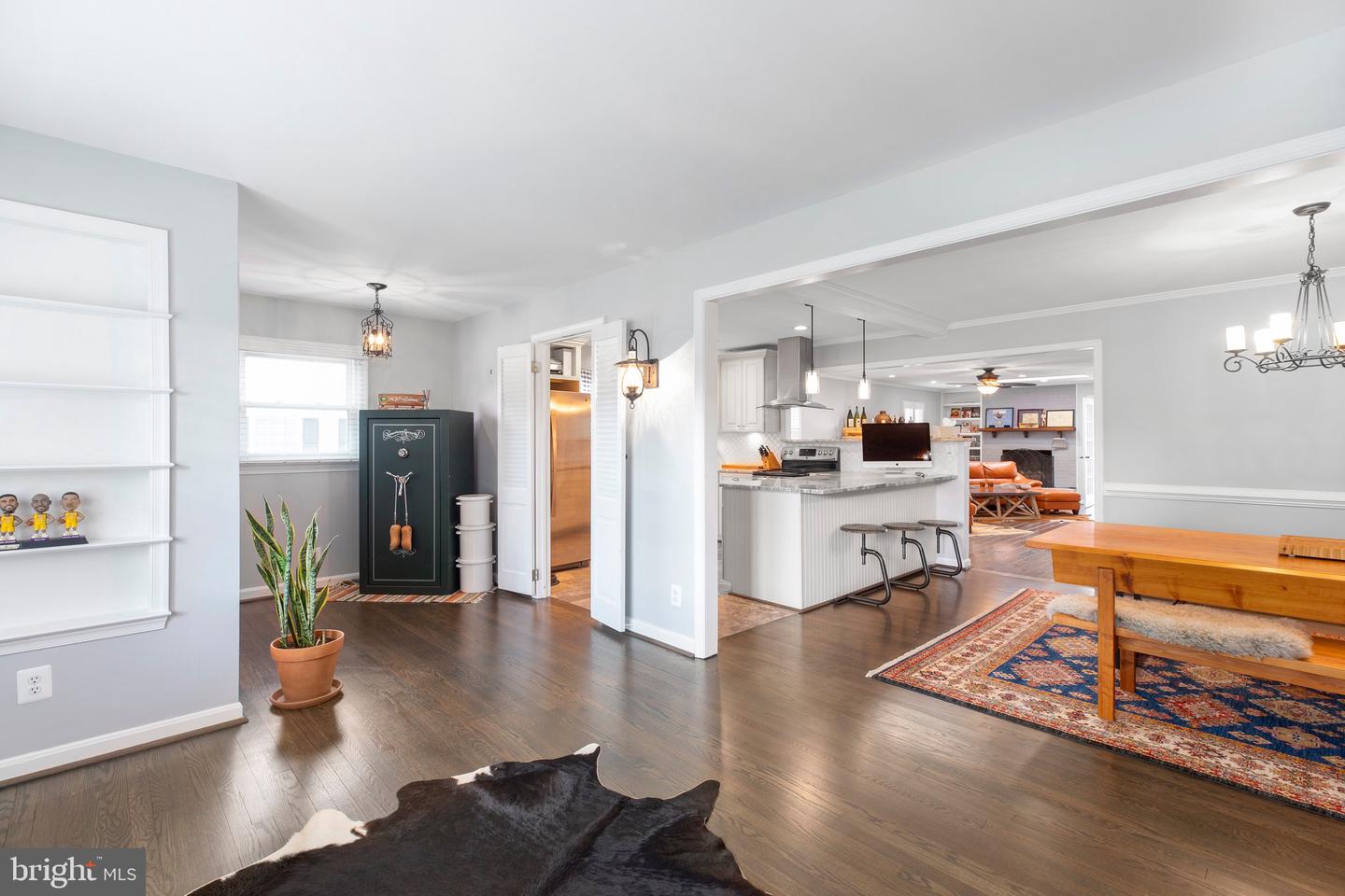 364 Riverside DRIVE