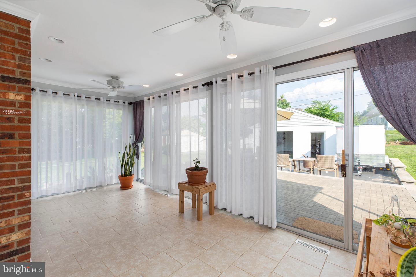 364 Riverside DRIVE