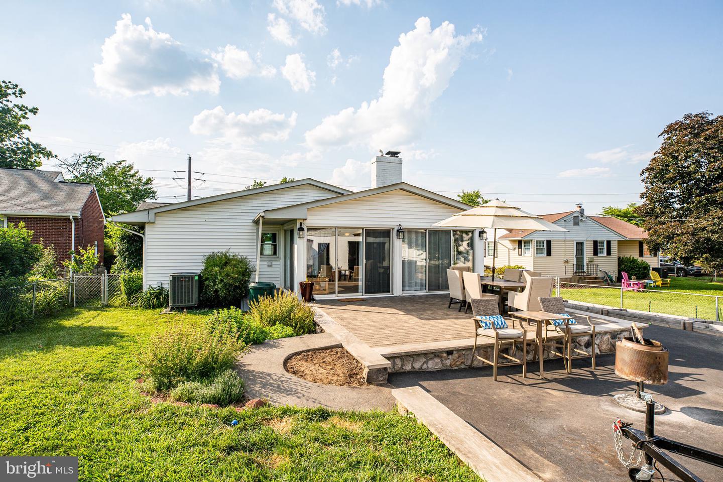 364 Riverside DRIVE