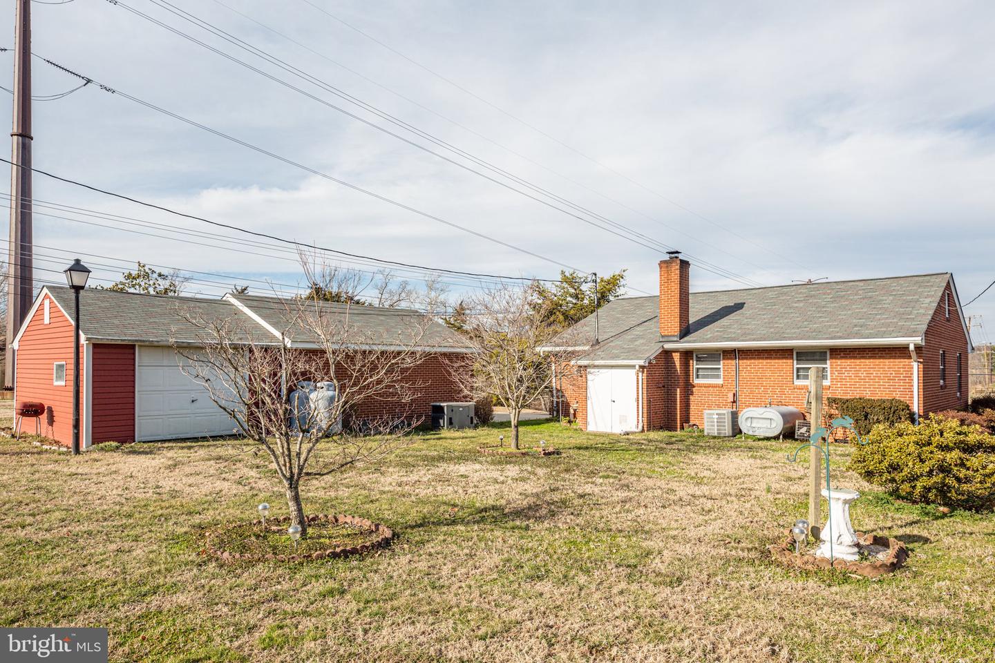 3010 Fall Hill AVENUE