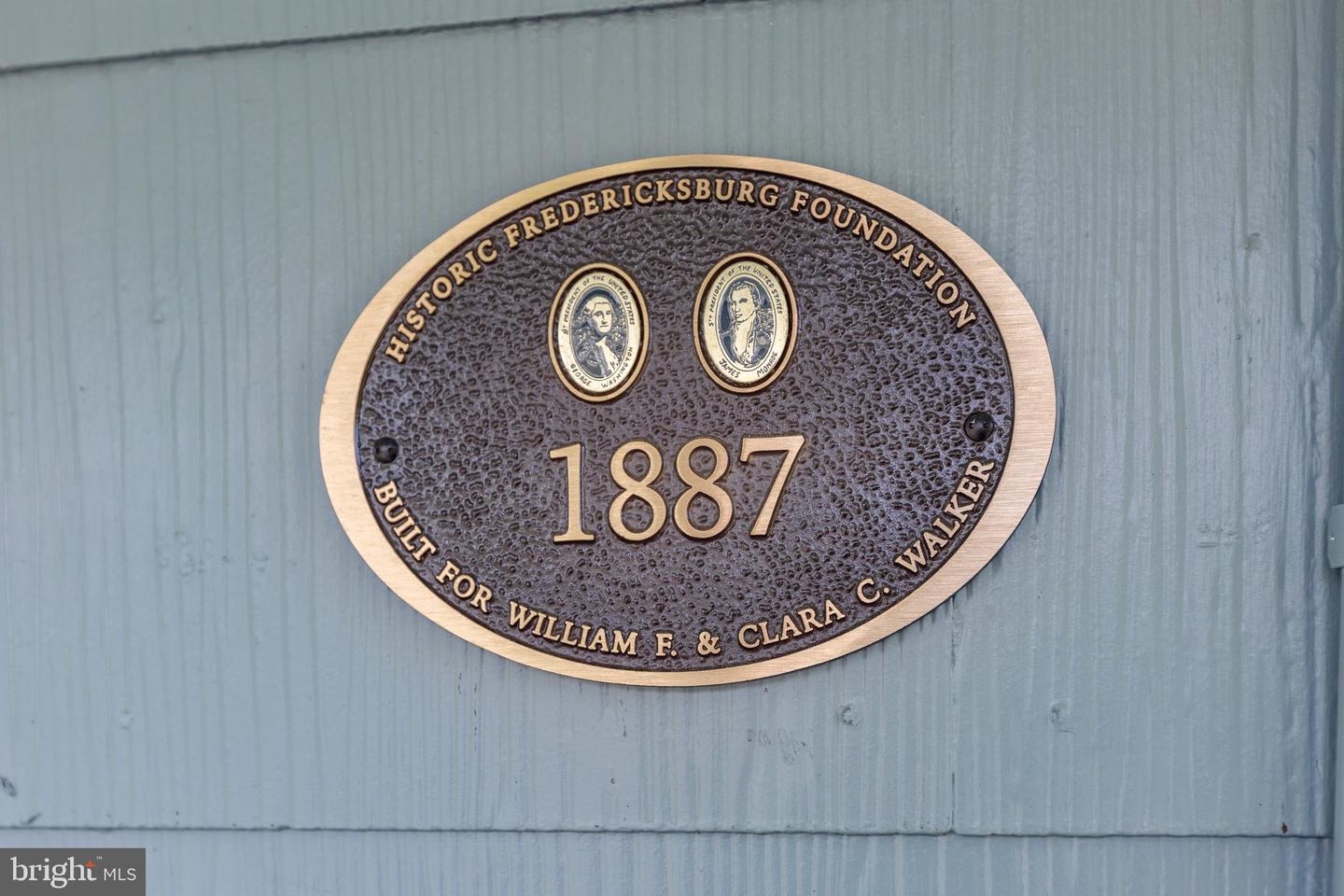 110 Caroline STREET