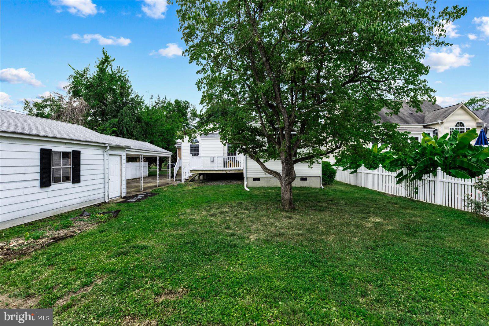 337 Hanson AVENUE