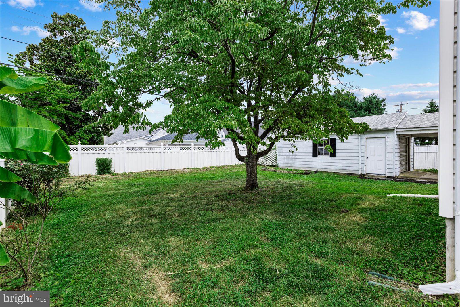337 Hanson AVENUE