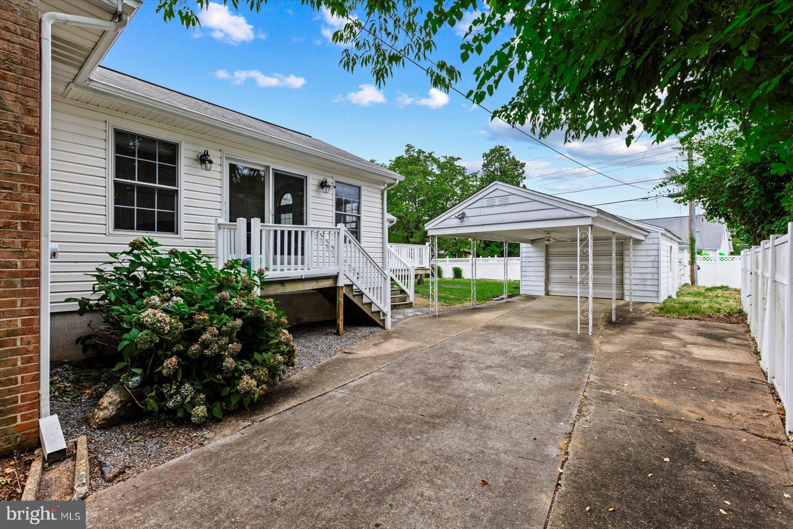 337 Hanson AVENUE