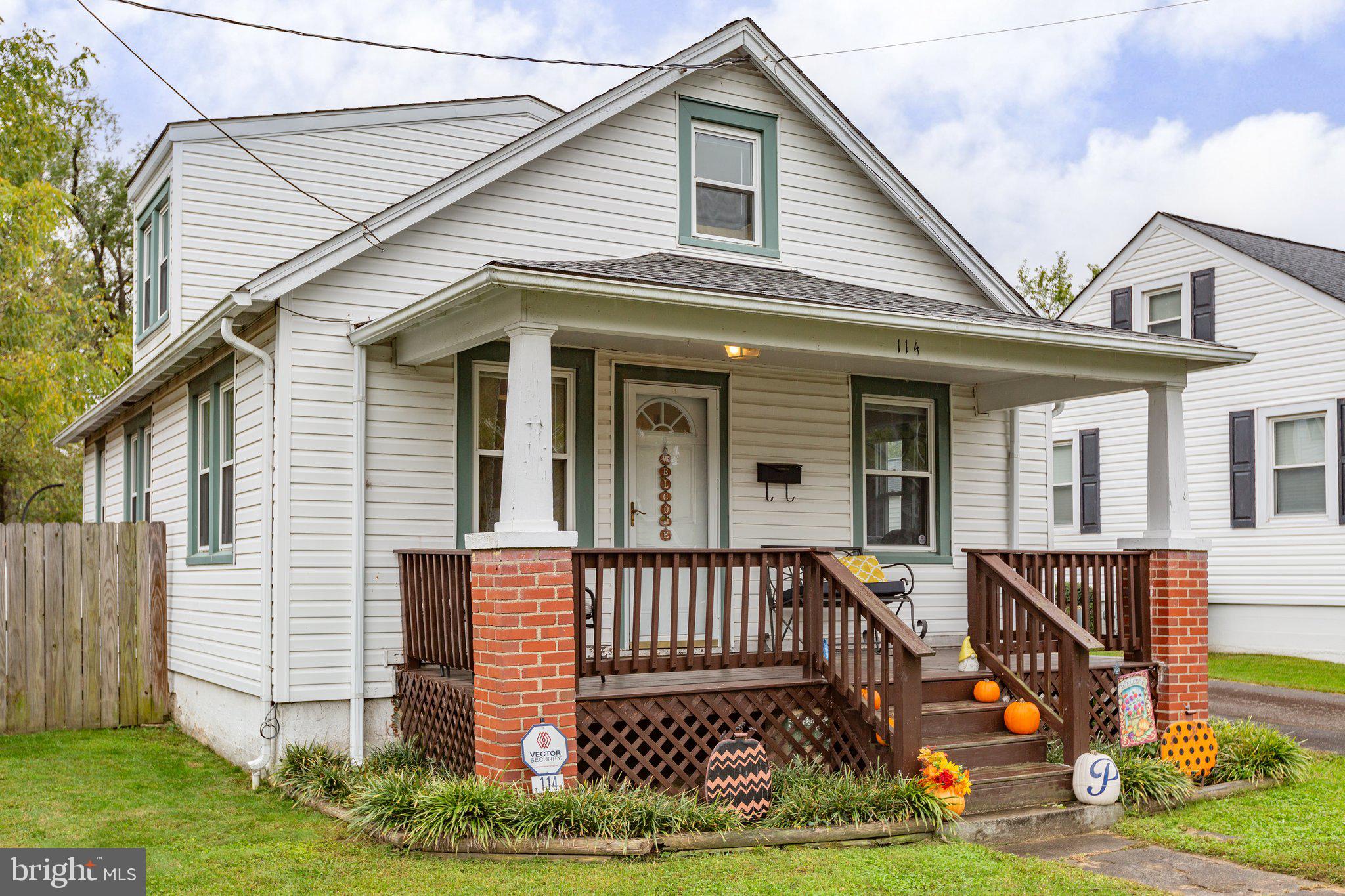 114 Ashby STREET