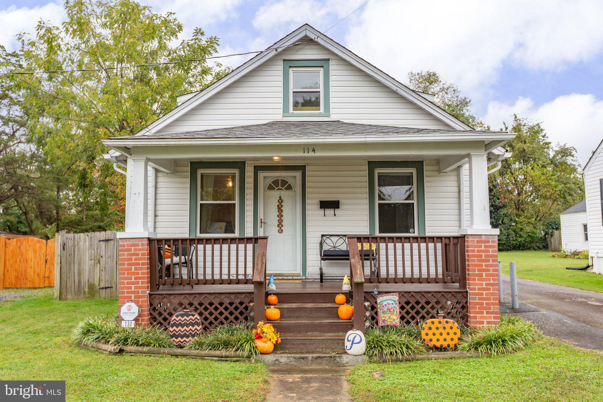 114 Ashby STREET