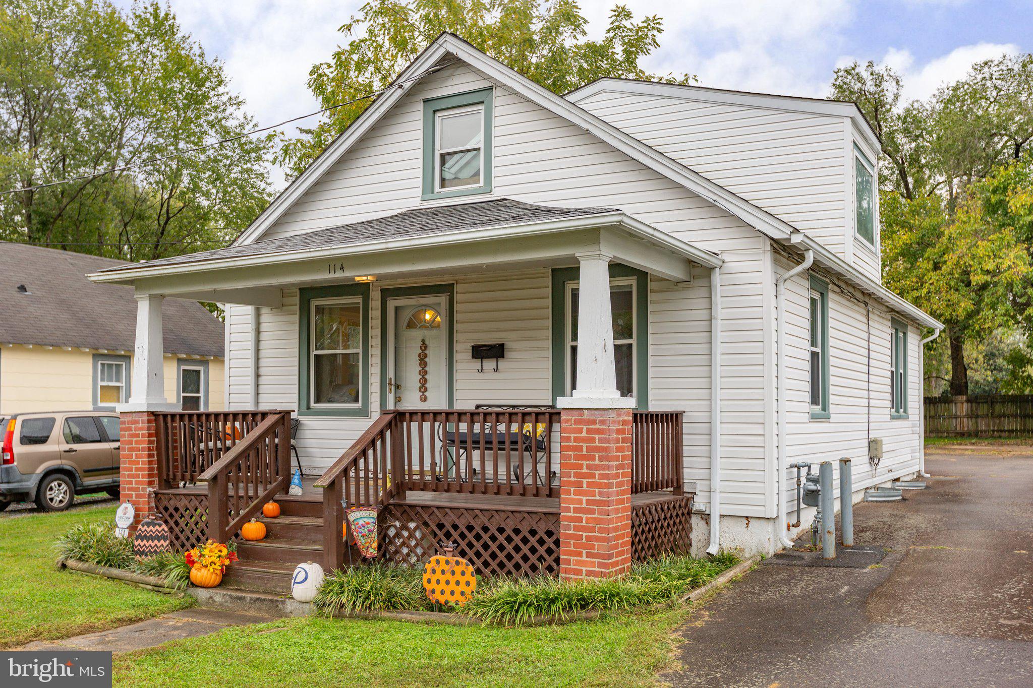 114 Ashby STREET