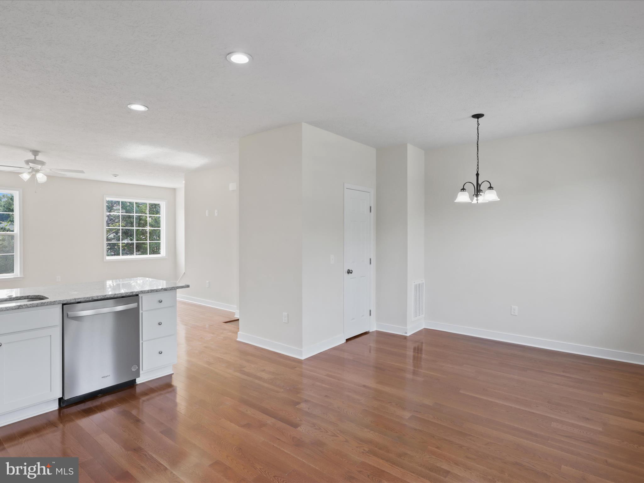 1004 WICKLOW DRIVE