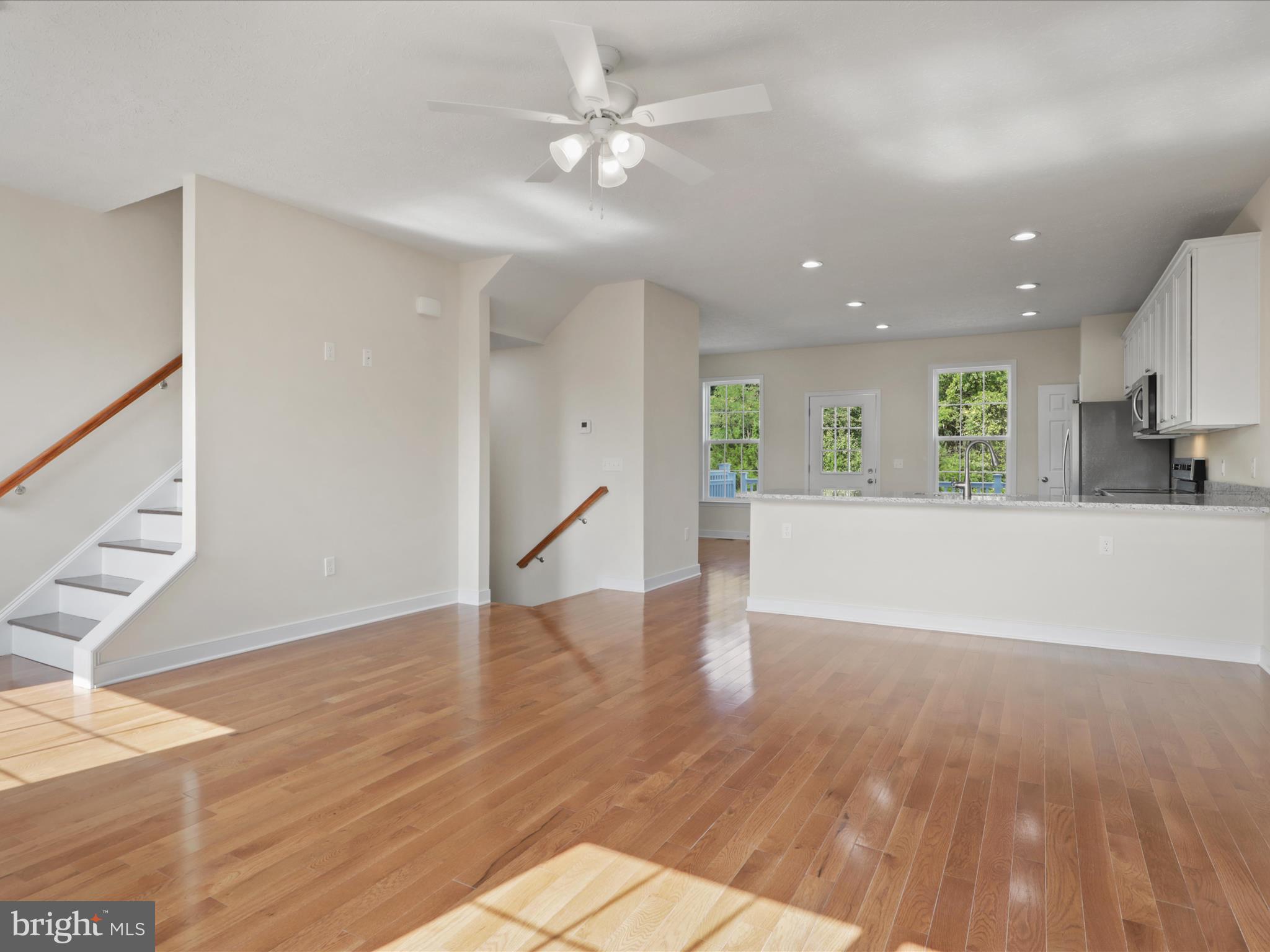 1004 WICKLOW DRIVE