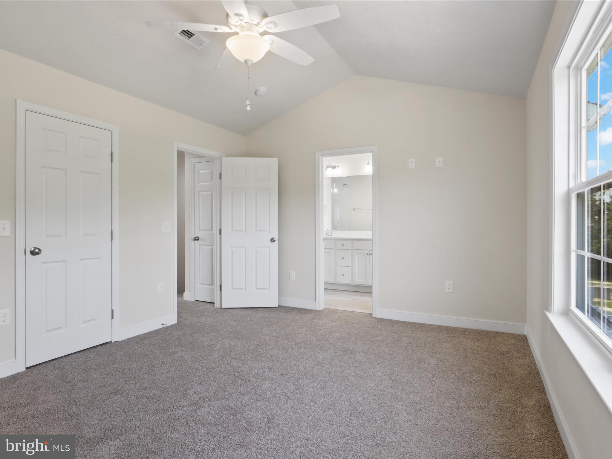 1004 WICKLOW DRIVE
