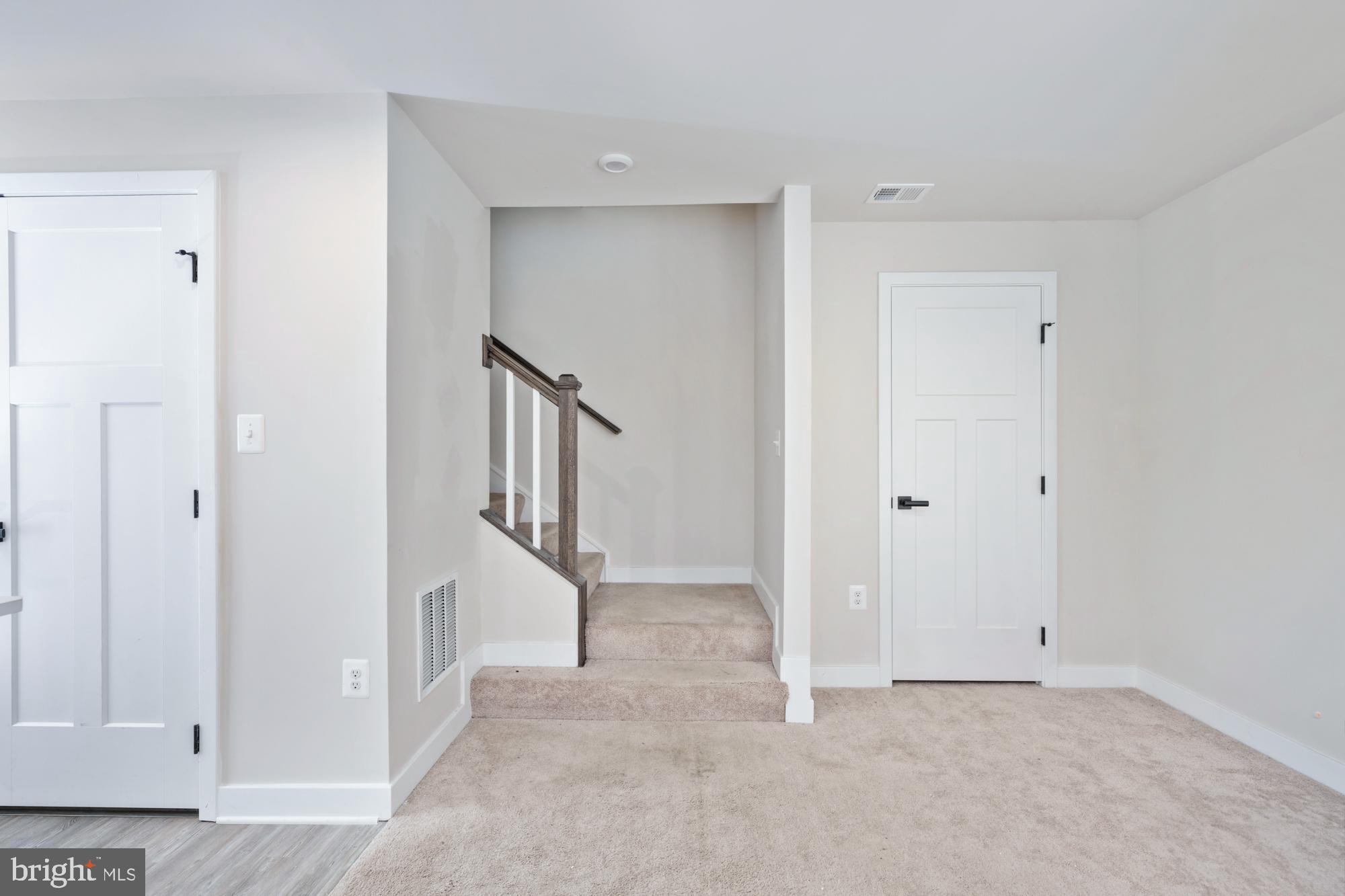 1328 TRESTLE DR