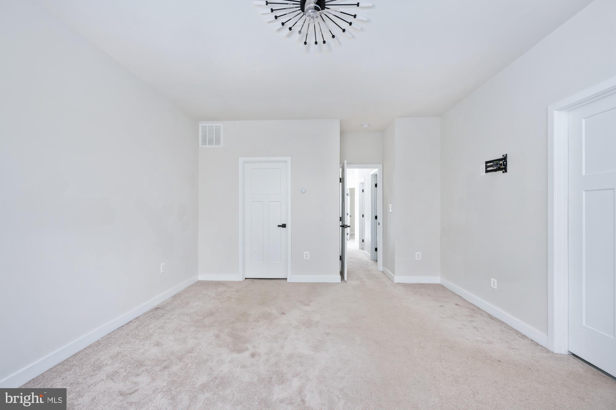 1328 TRESTLE DR