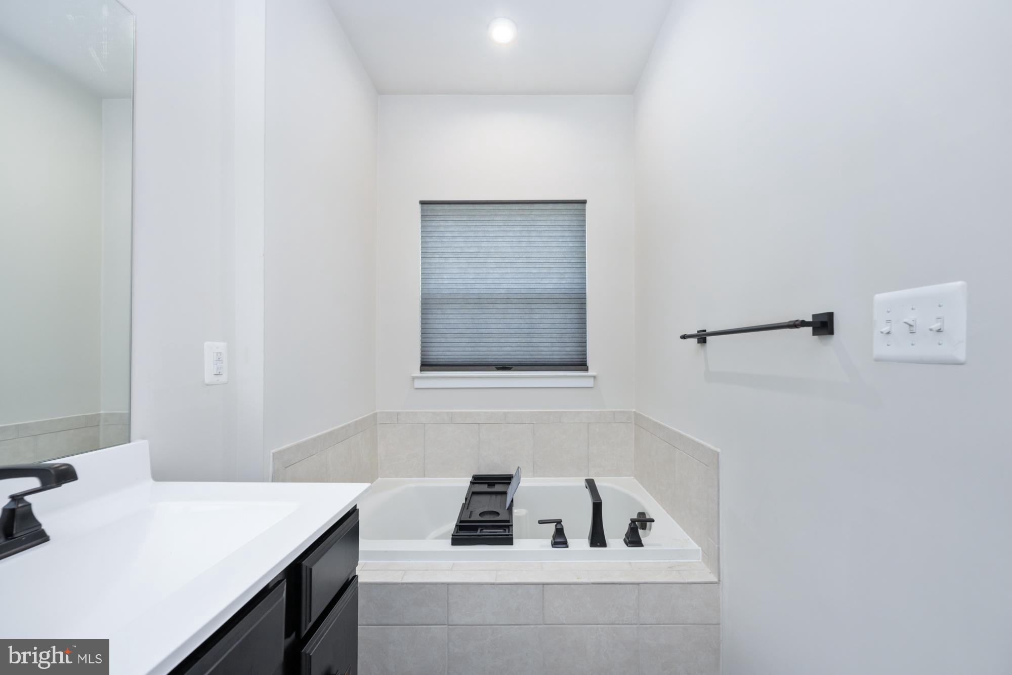 1328 TRESTLE DR