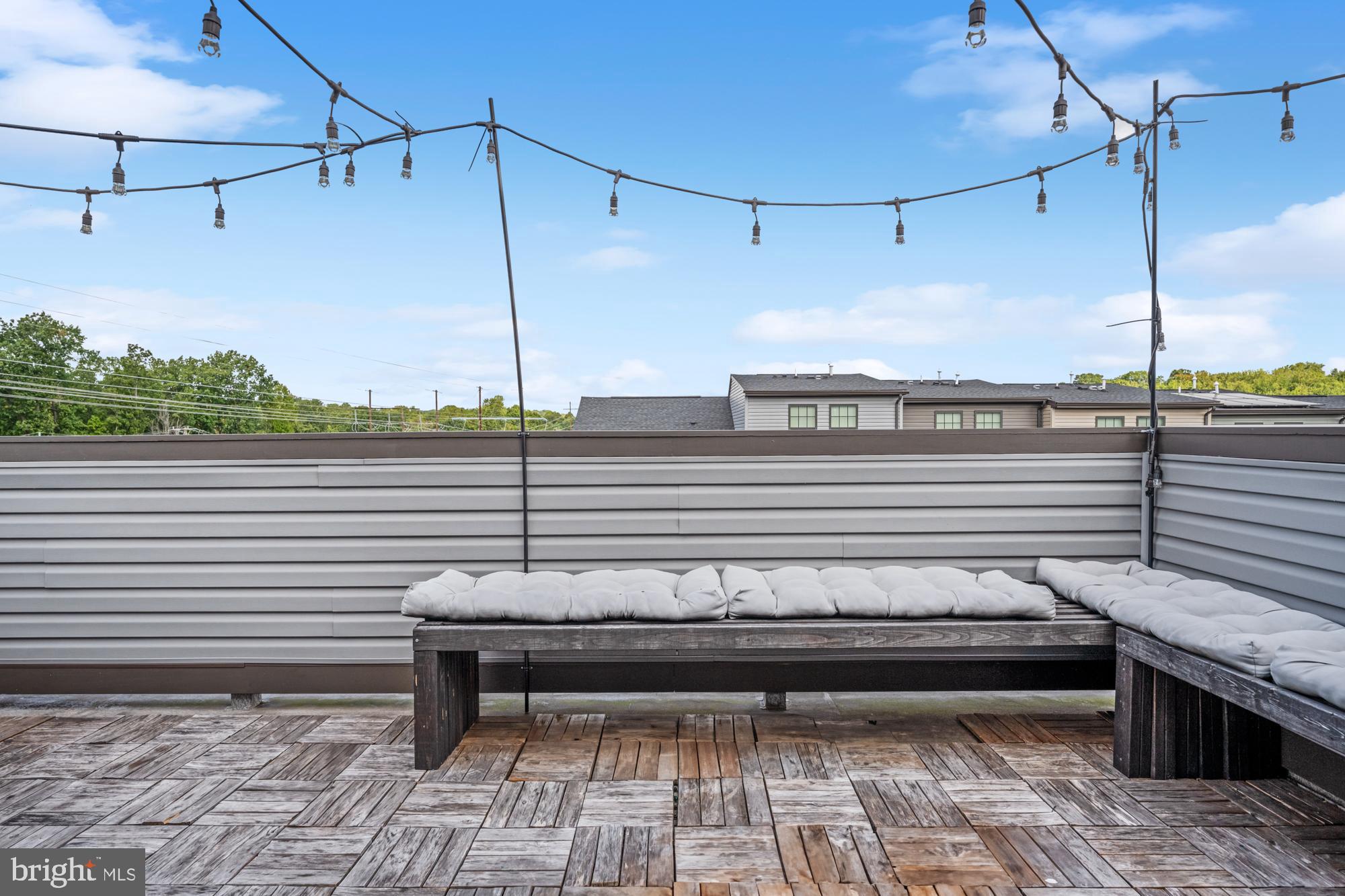 1328 TRESTLE DR
