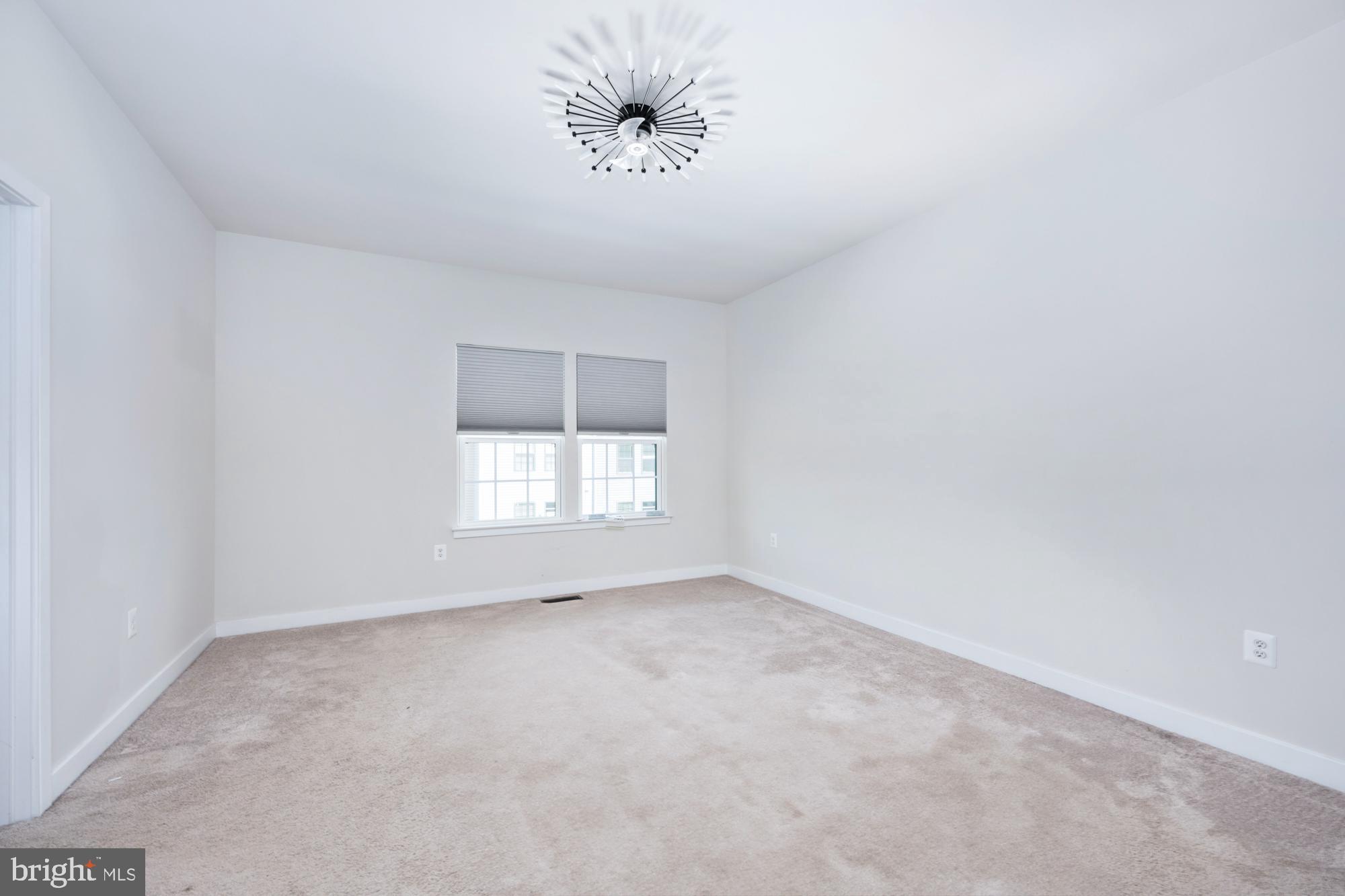 1328 TRESTLE DR