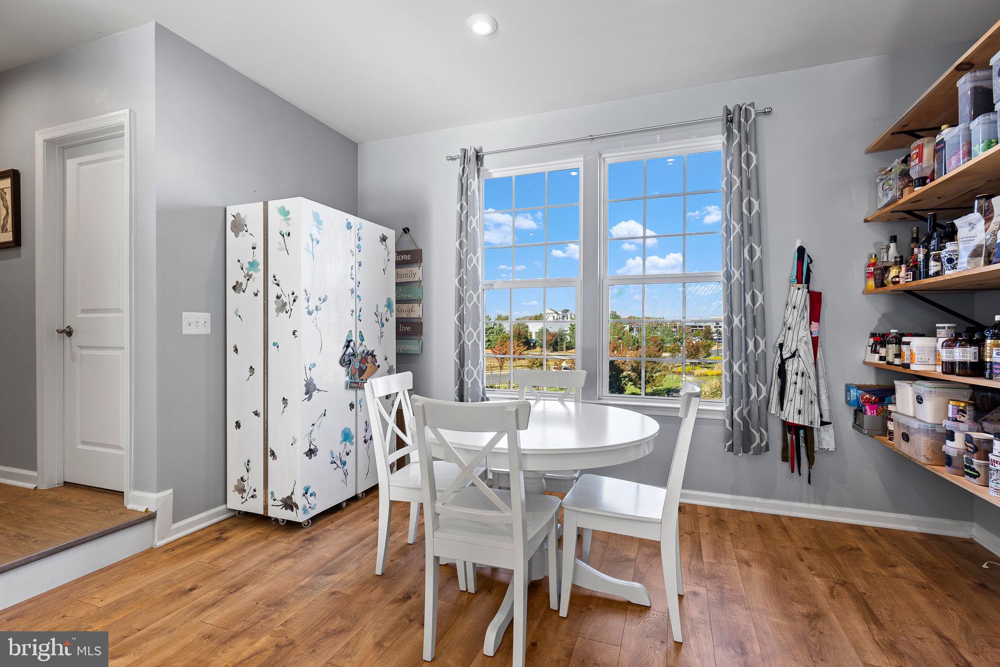 1845 Sag Harbor Ln