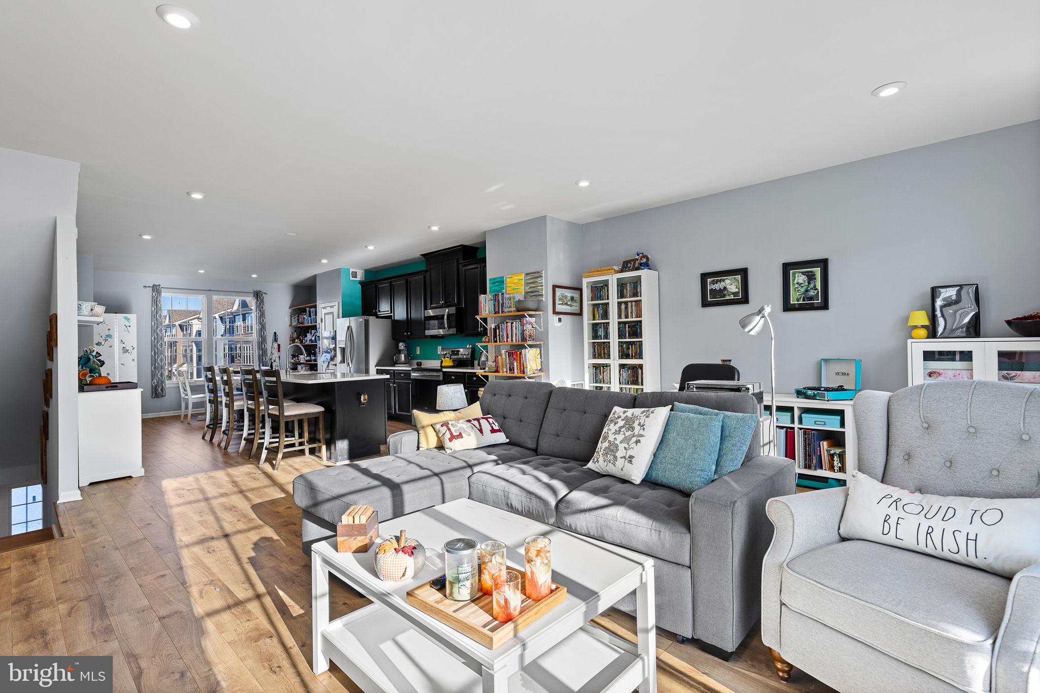 1845 Sag Harbor Ln
