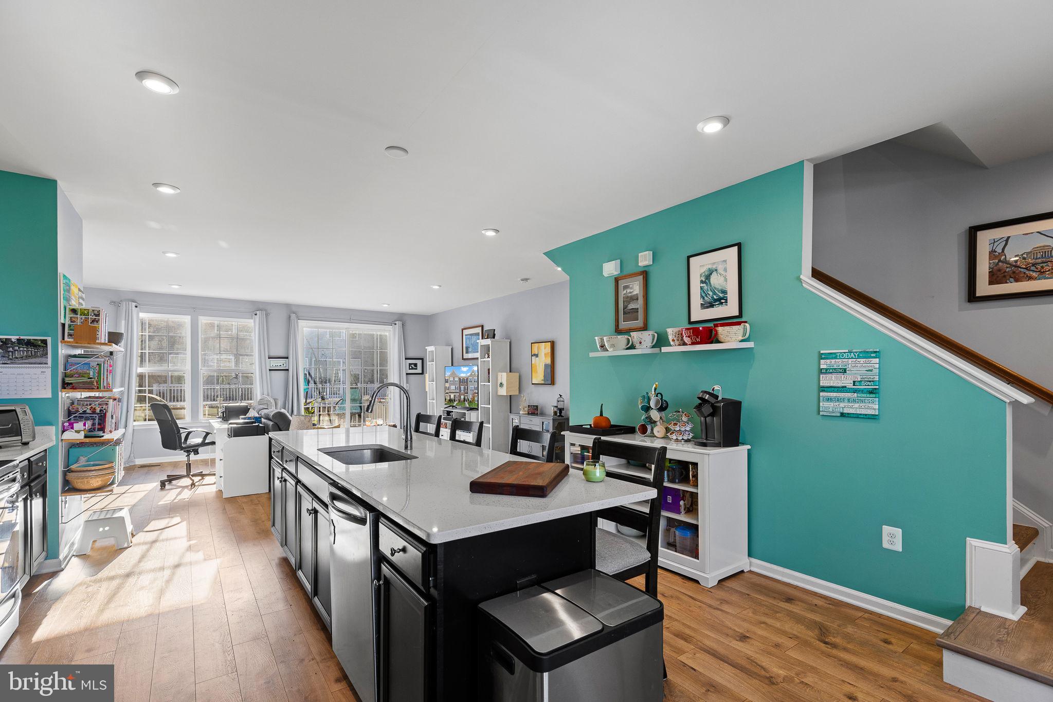 1845 Sag Harbor Ln