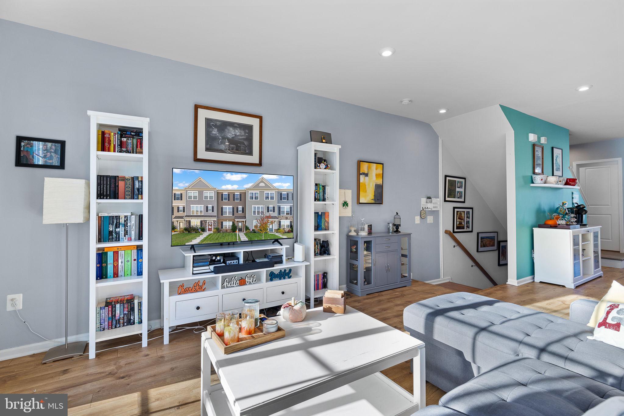 1845 Sag Harbor Ln