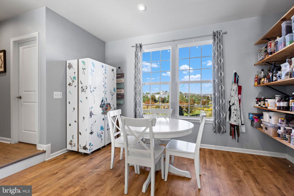 1845 Sag Harbor Ln
