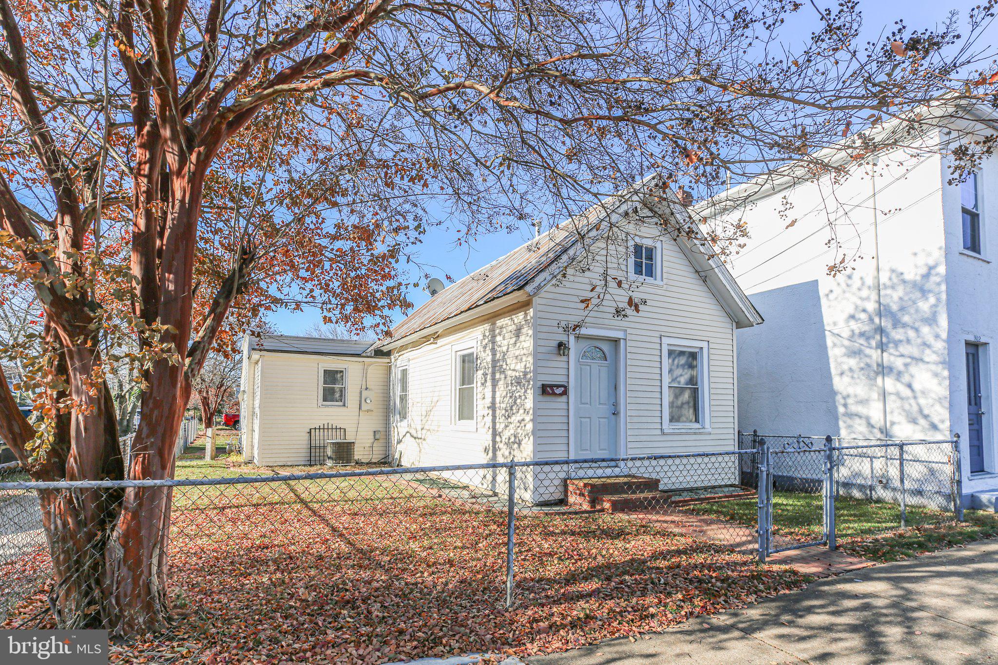 1800 Fall Hill Ave