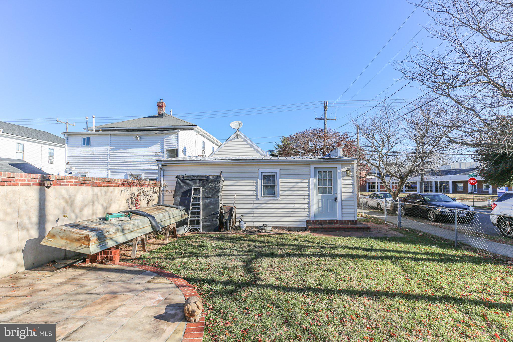 1800 Fall Hill Ave