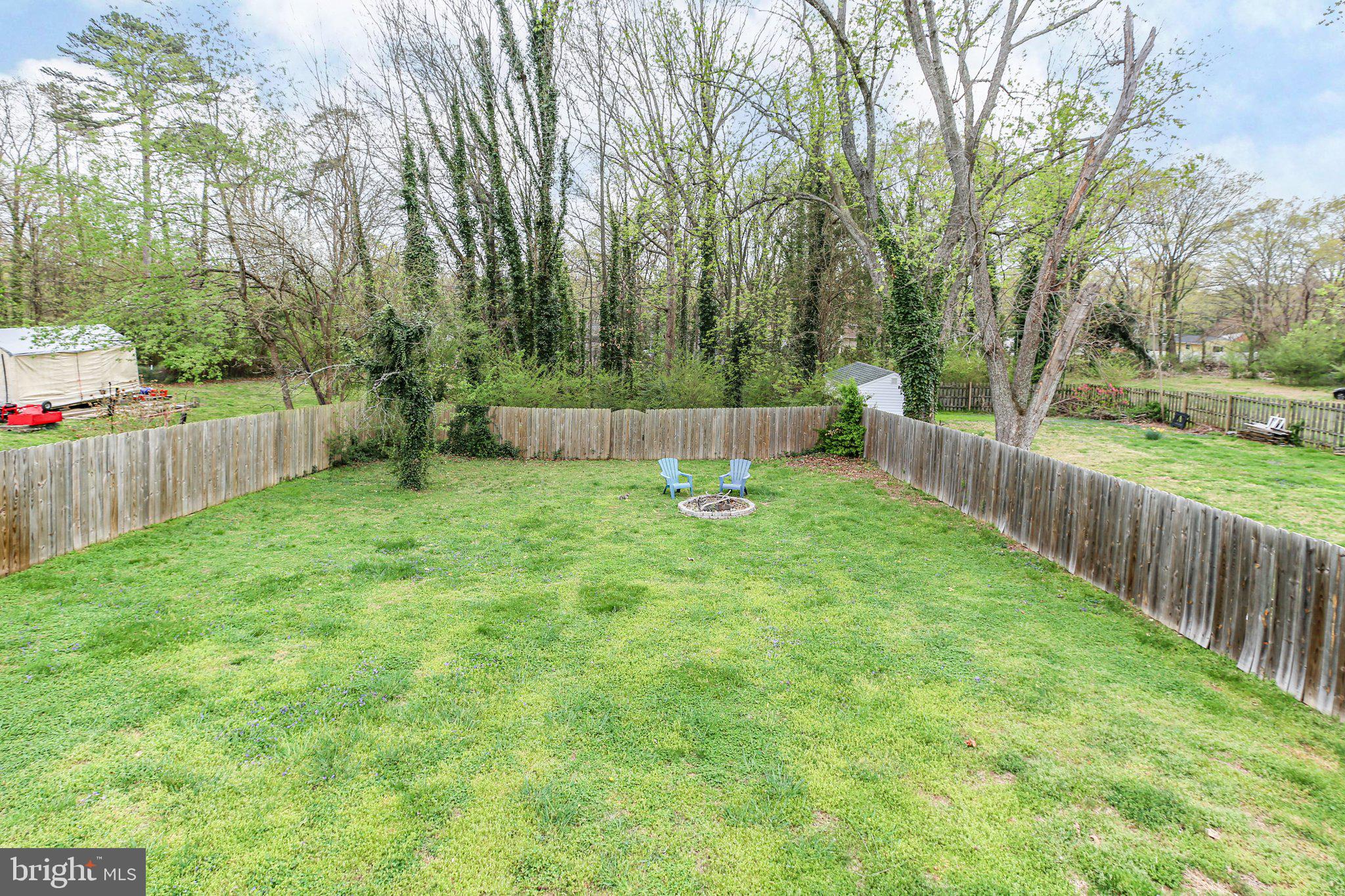 230 Hillcrest Dr