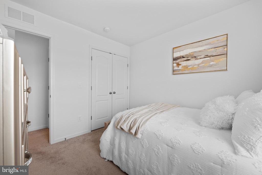 1422 Teagan Dr