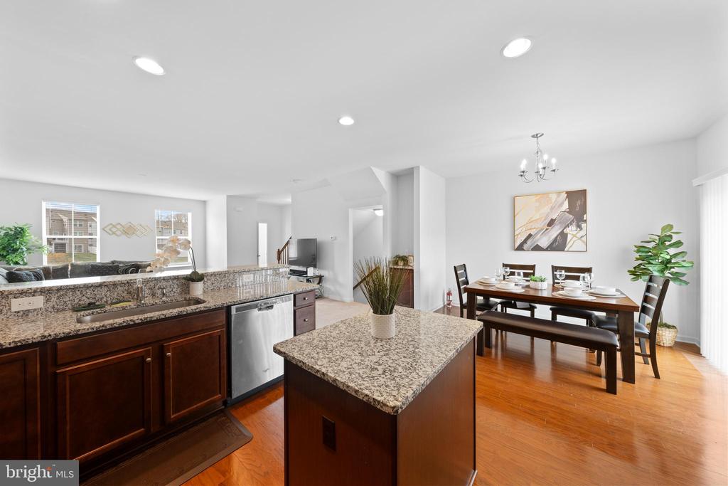 1422 Teagan Dr