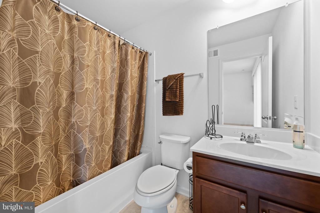 1422 Teagan Dr