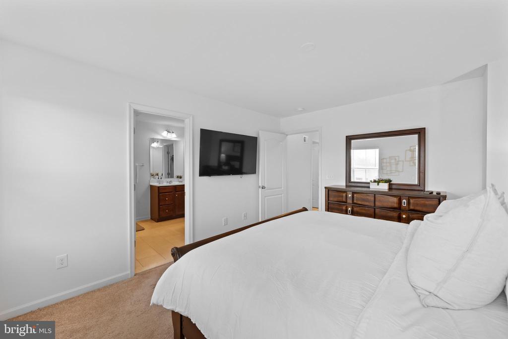 1422 Teagan Dr