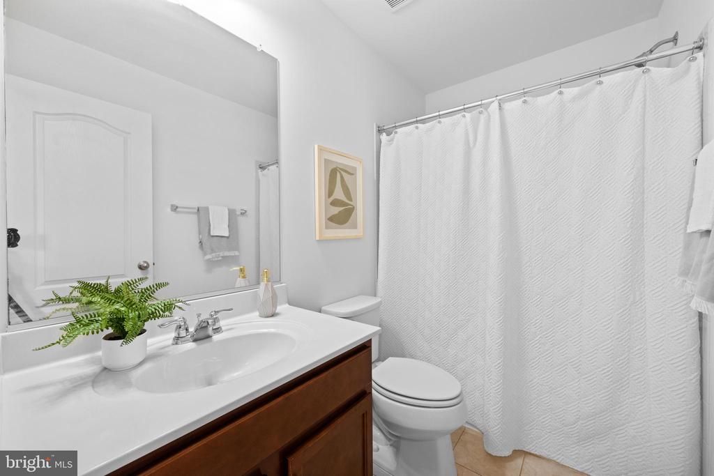 1422 Teagan Dr