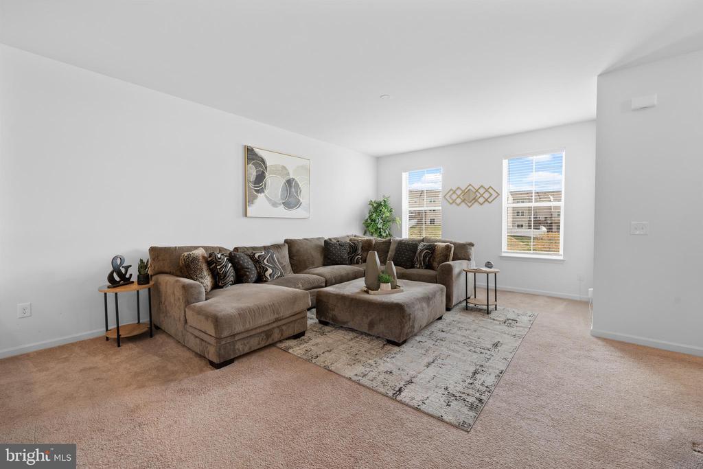 1422 Teagan Dr