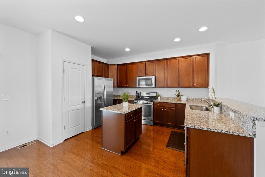 1422 Teagan Dr