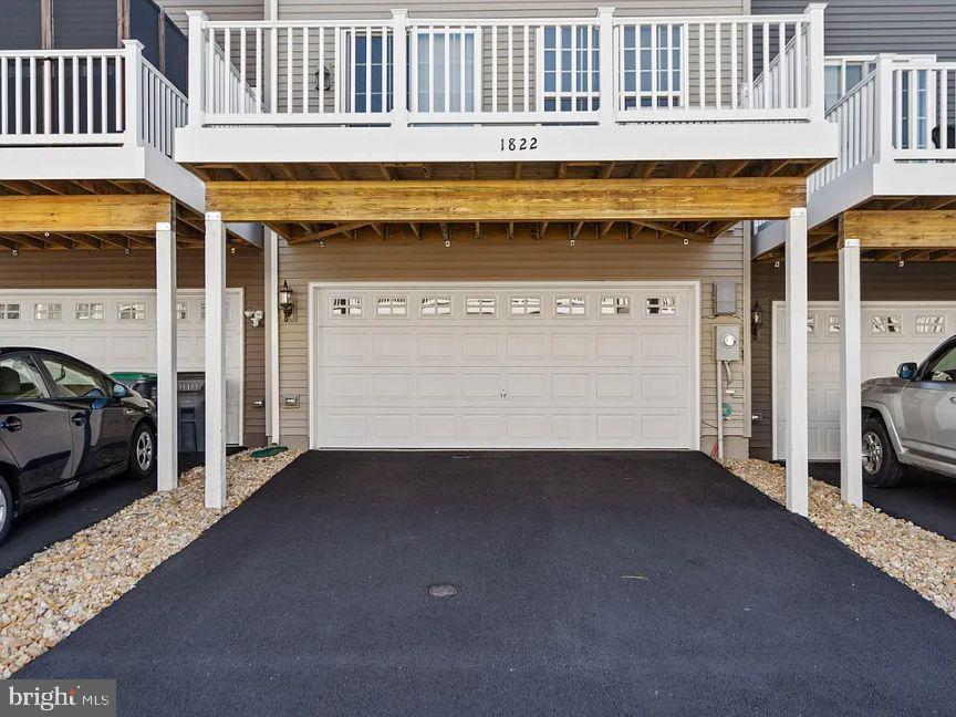 1822 SAG HARBOR LN