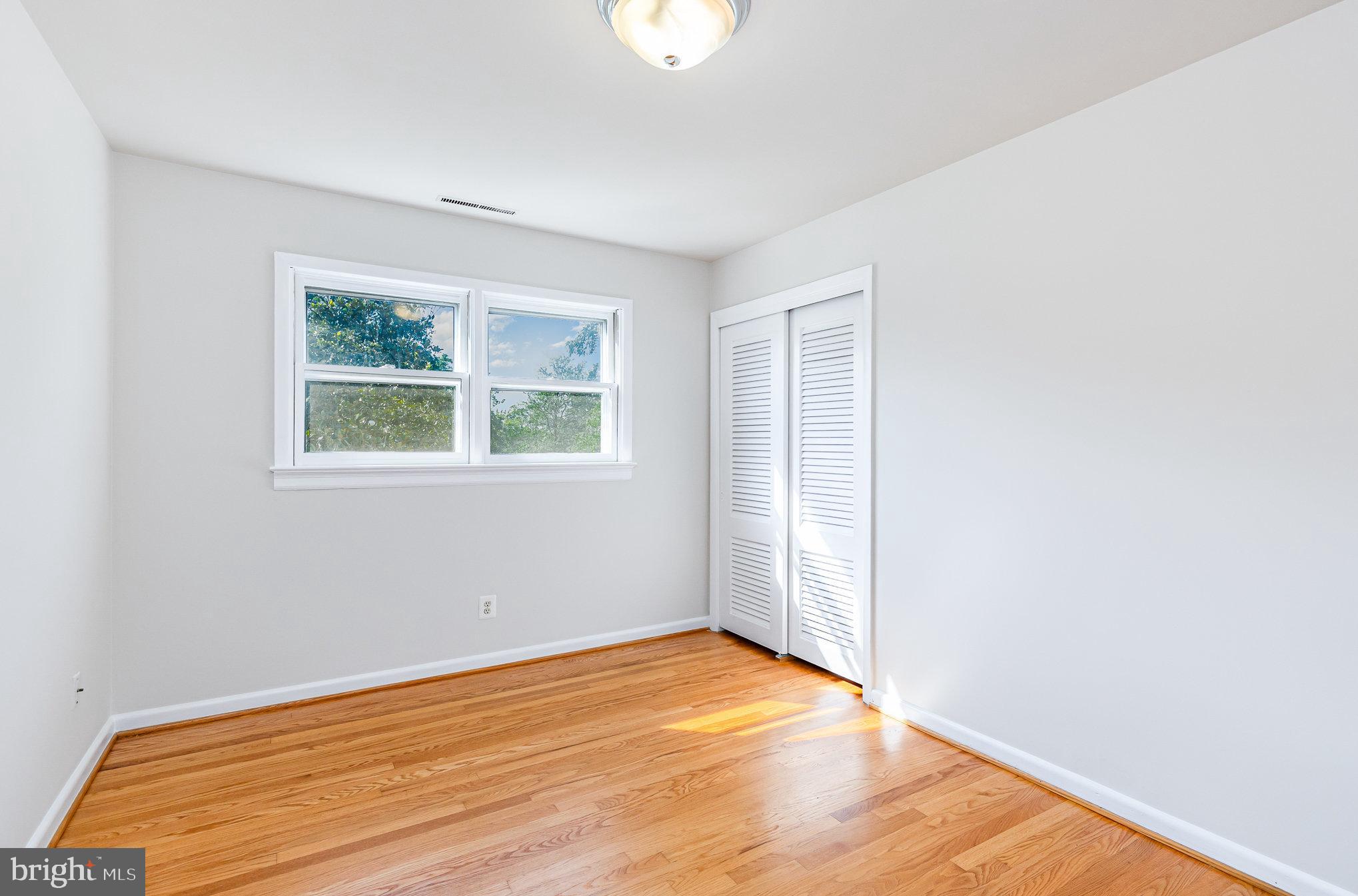 715 & 715 1/2 Virginia Ave