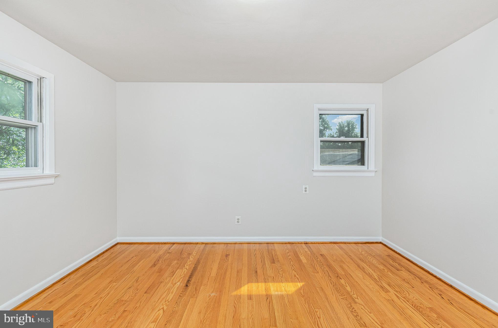 715 & 715 1/2 Virginia Ave