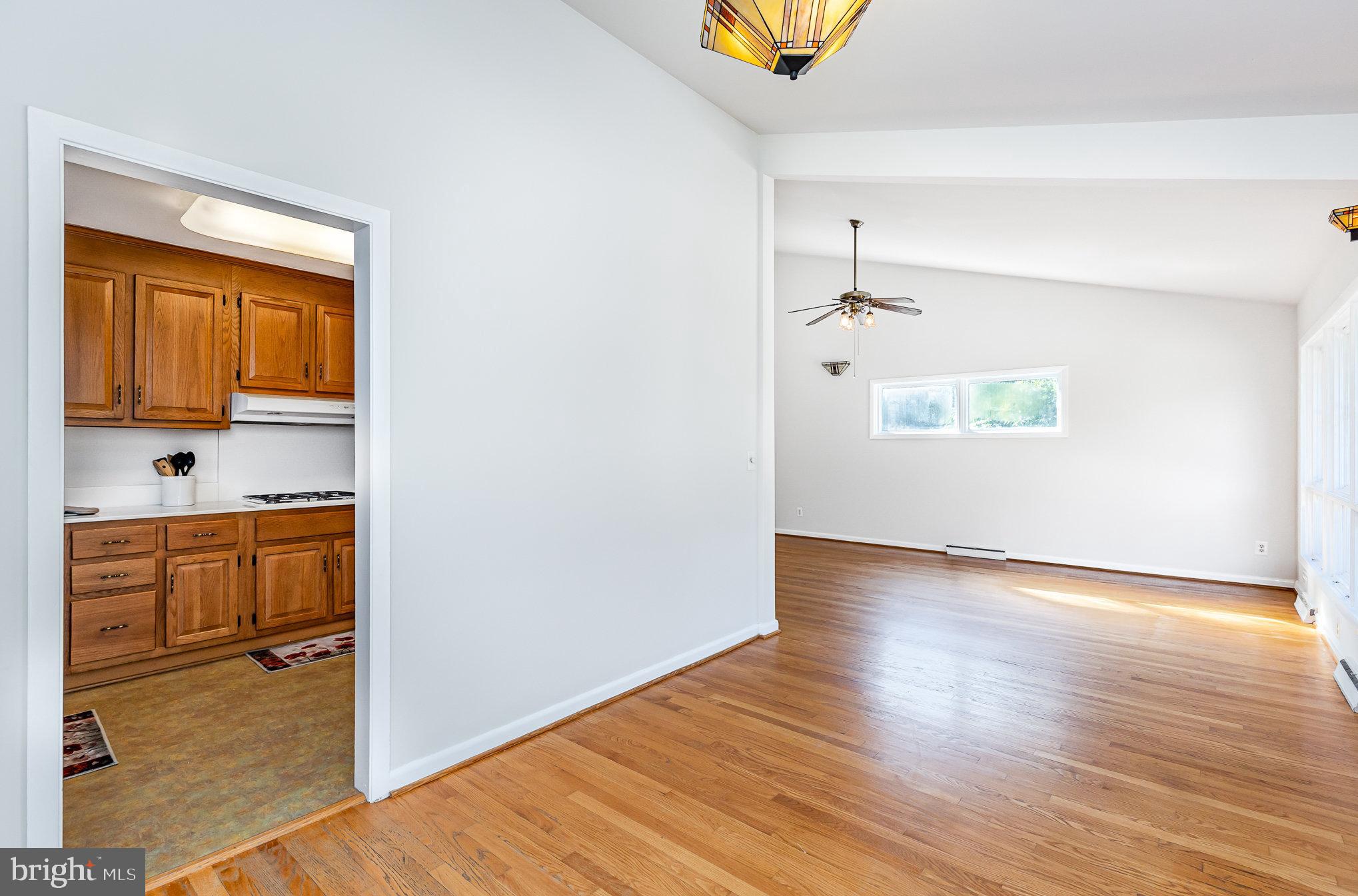 715 & 715 1/2 Virginia Ave