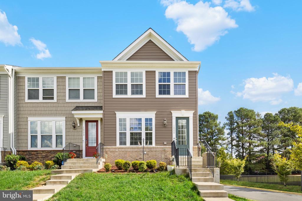1800 BRISCOE LANE