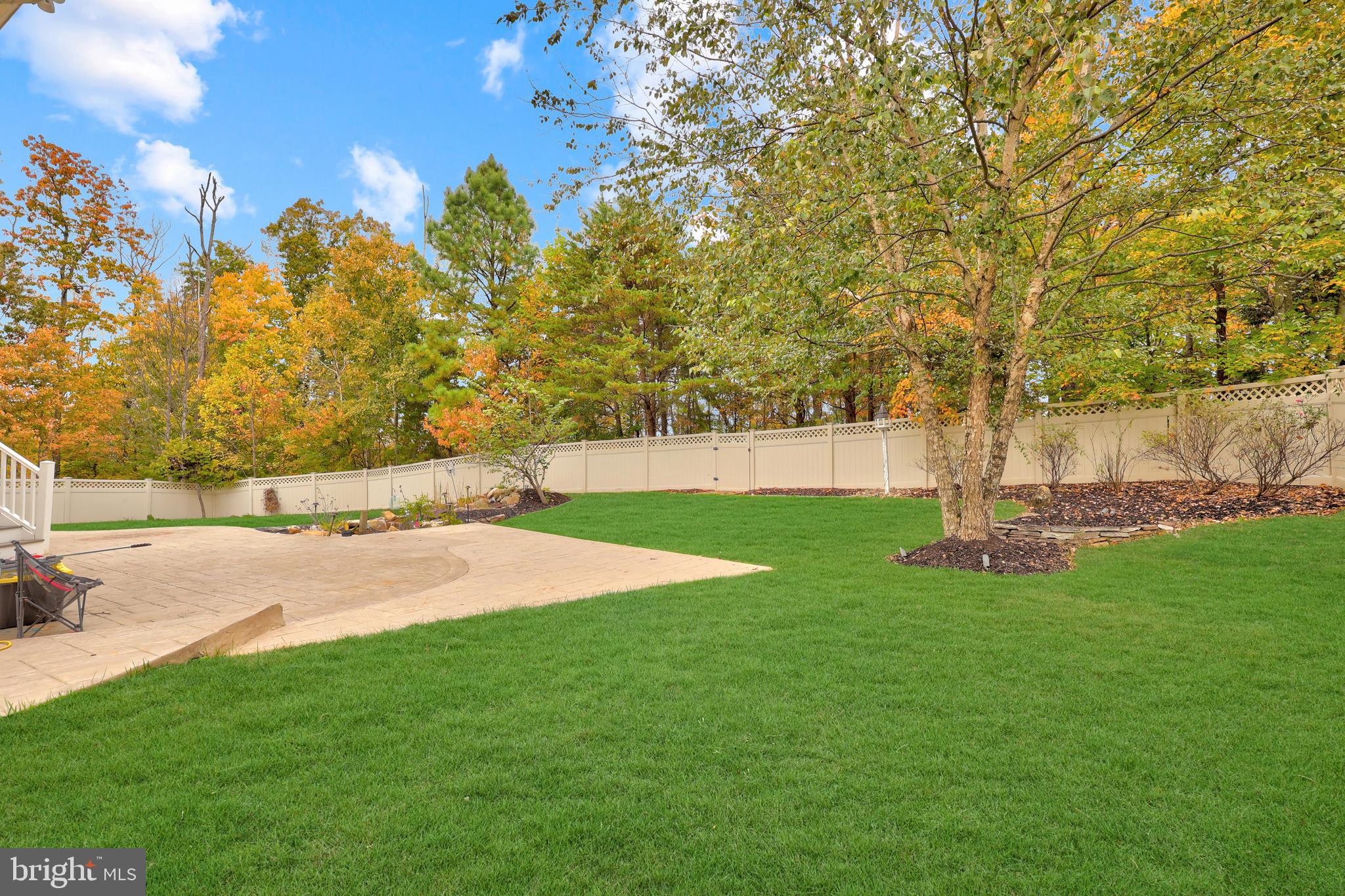 1019 E KENSINGTON CIRCLE