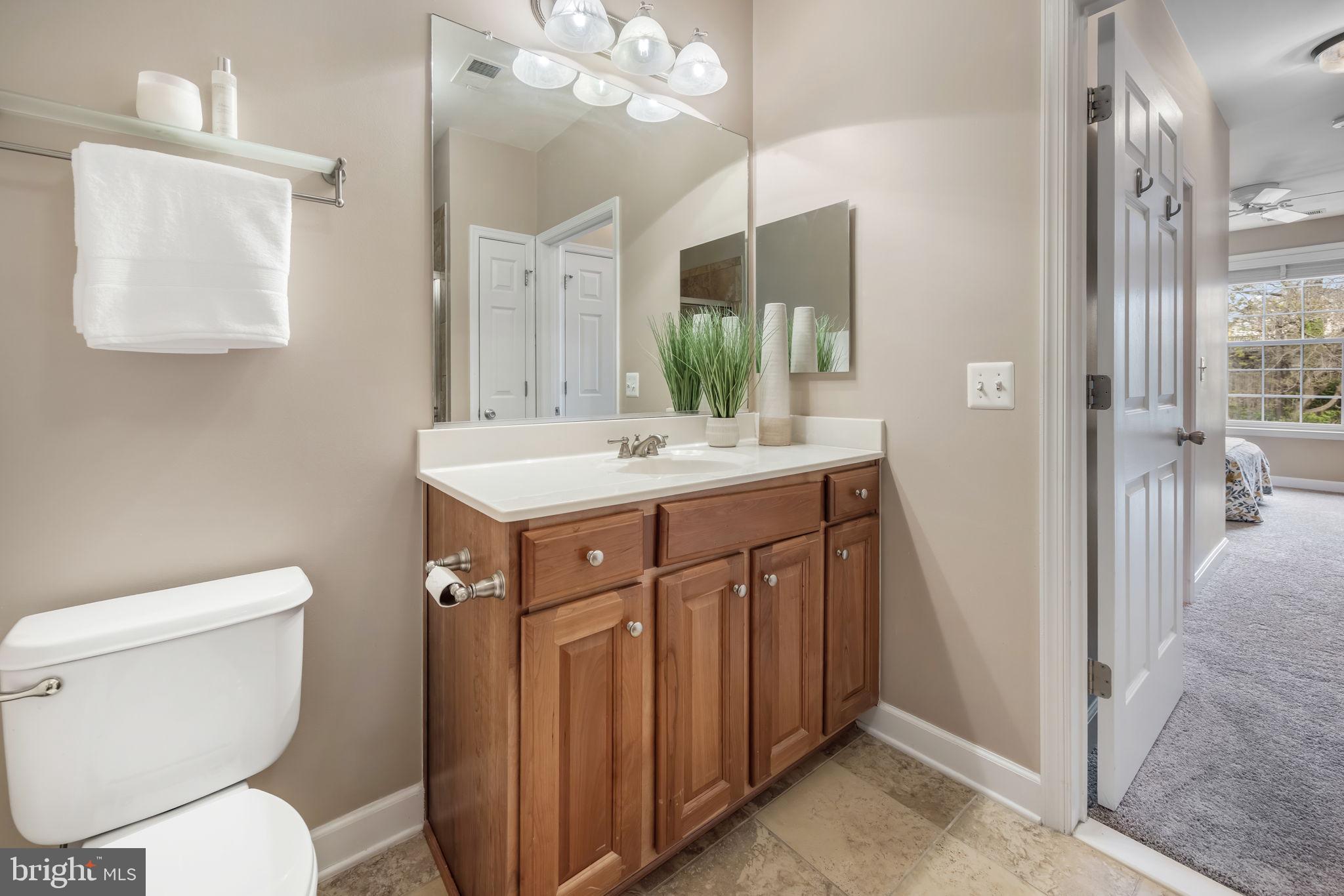 701 COBBLESTONE BOULEVARD 203 203