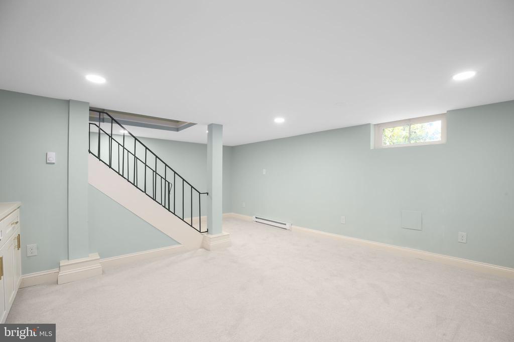 1500 AUGUSTINE AVENUE